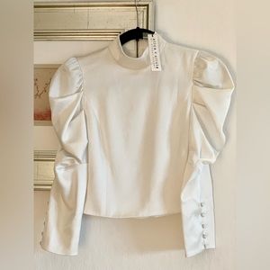 NEW Alice + Olivia pearl white blouse! Size XS WITH TAGS